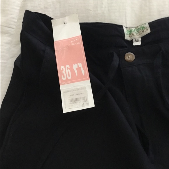 Pants - Picture 4 of 6